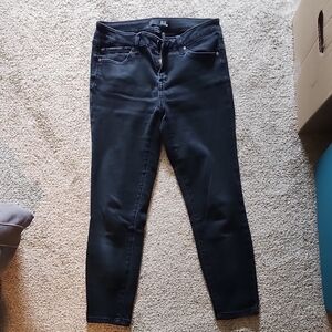 1822 Denim Women’s Black Skinny Jeans